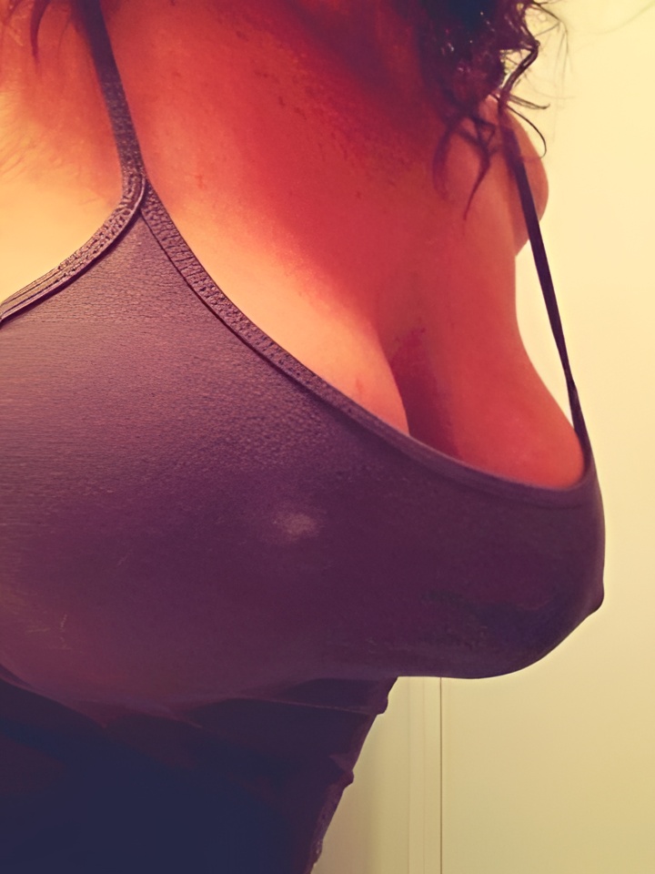 Тамара привлекательная девушка из Ростова-на-Дону цена от 10000 руб