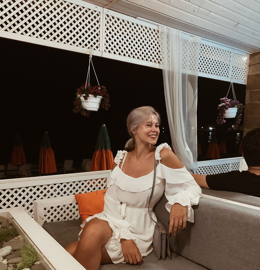 Маргоша привлекательная девушка из Ростова-на-Дону цена от 3500 руб