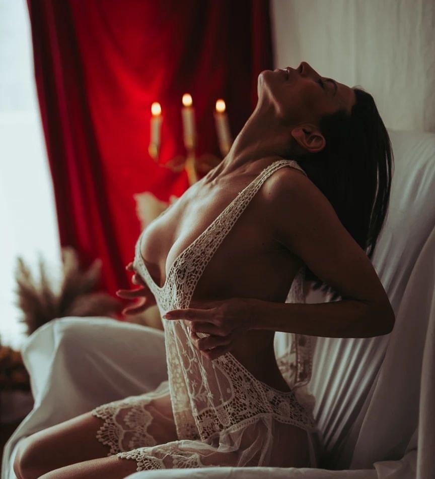 Алевтина привлекательная девушка из Ростова-на-Дону цена от 4000 руб