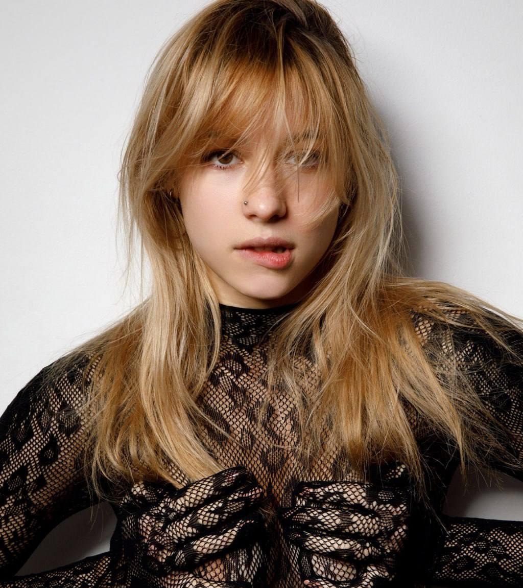 Нонна привлекательная девушка из Ростова-на-Дону цена от 6000 руб